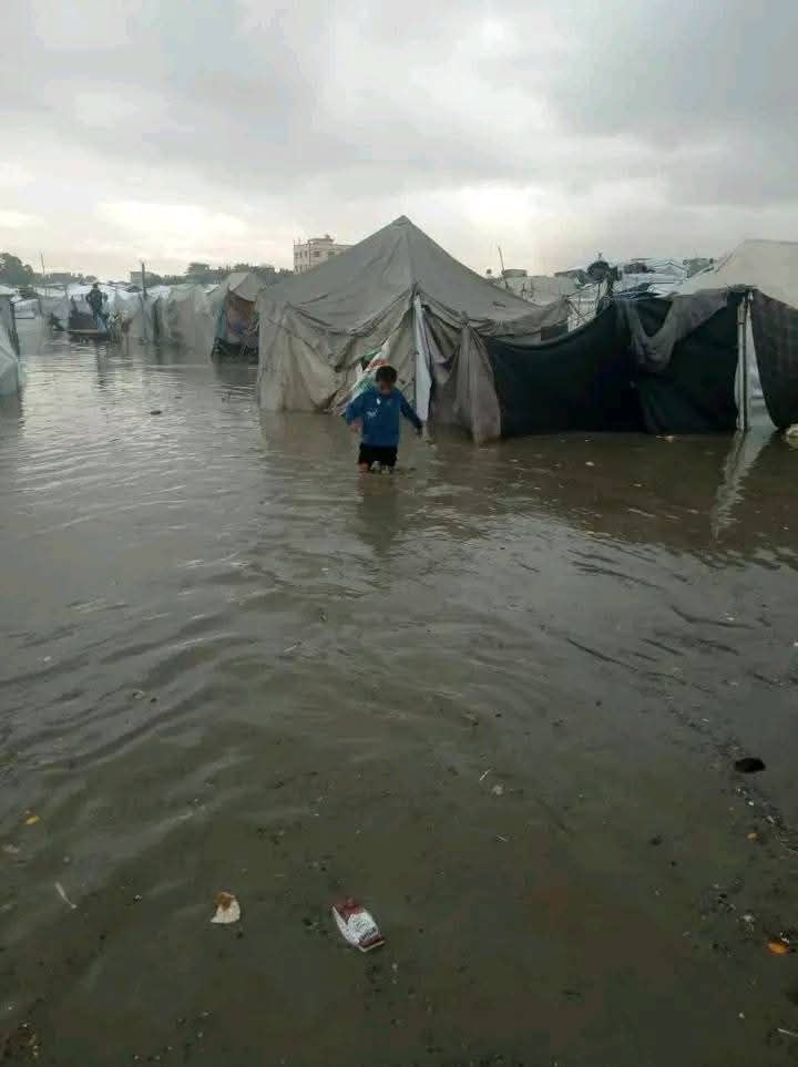 Gazze’de Sel Krizi Büyüyor